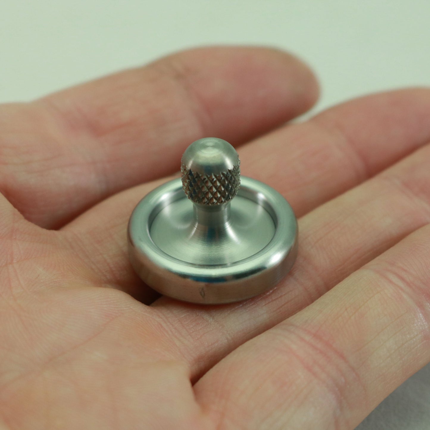 Dynamini - Tungsten and Titanium Knurled