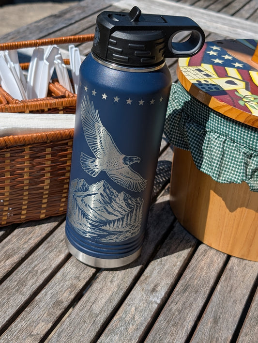 32 oz Navy Polar Camel Laser Engraved Water Bottle – Majestic Soaring Eagle