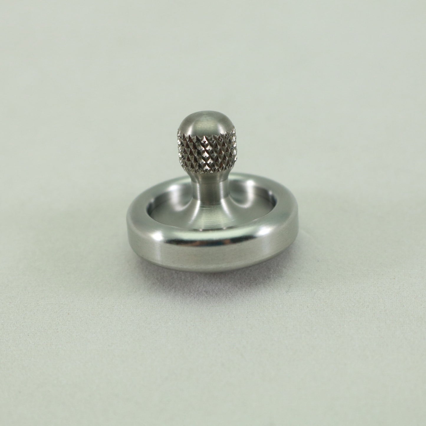 Dynamini - Tungsten and Titanium Knurled