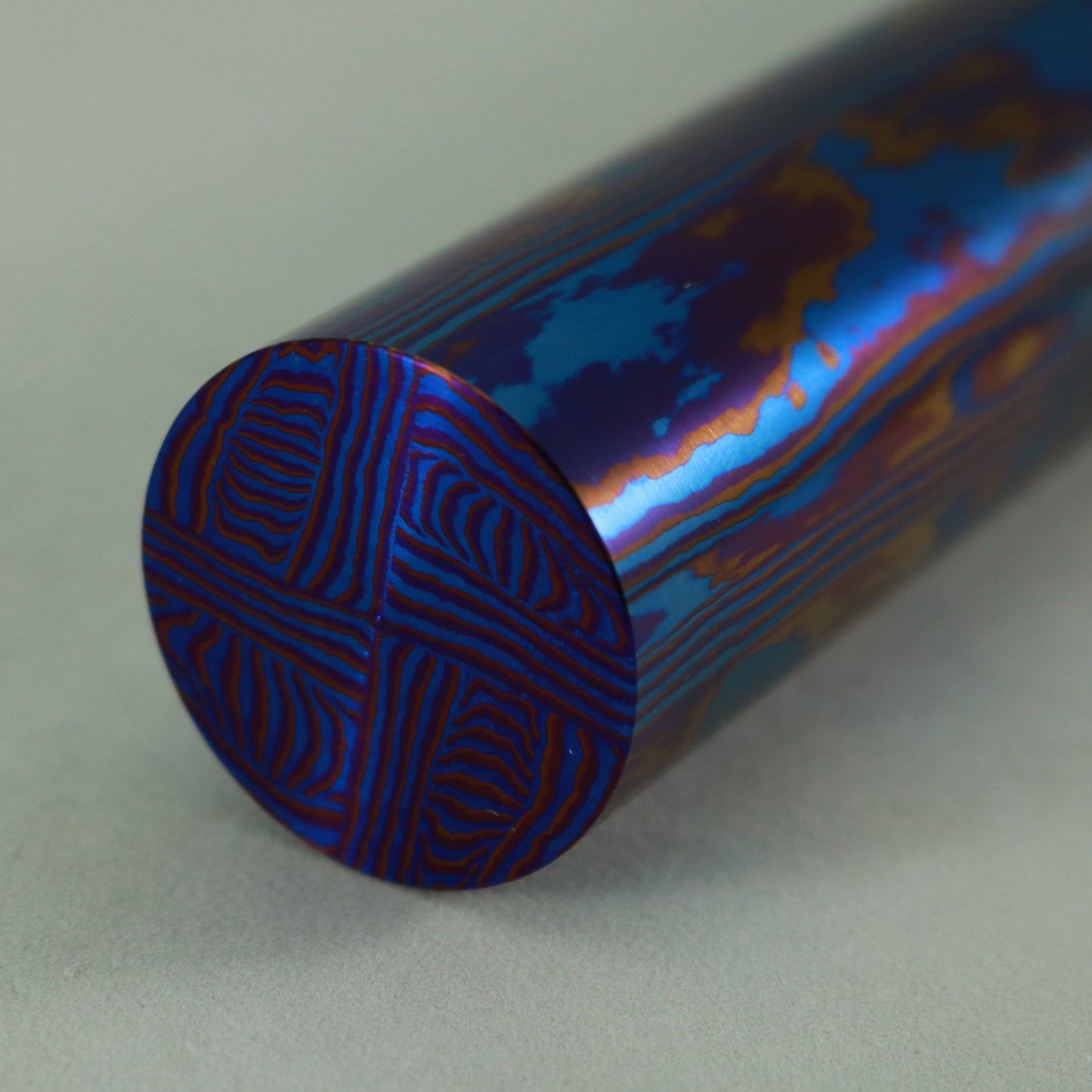 30 mm (1.181")   3 Alloy TwisTi Titanium Round Bar - 4 Way Mosaic Pattern 1 inch length